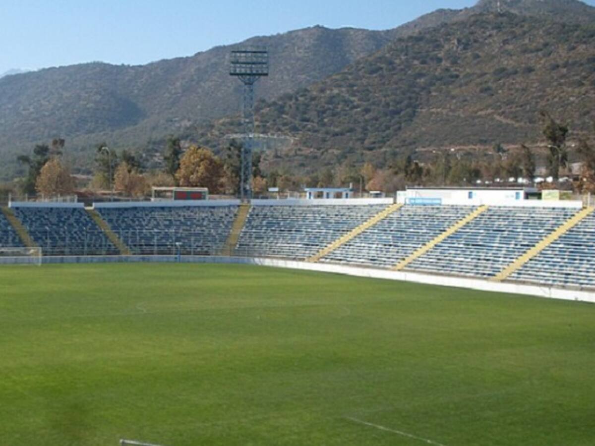 La UC anuncia que San Carlos de Apoquindo tendrá la cancha sintética más moderna de Sudamérica