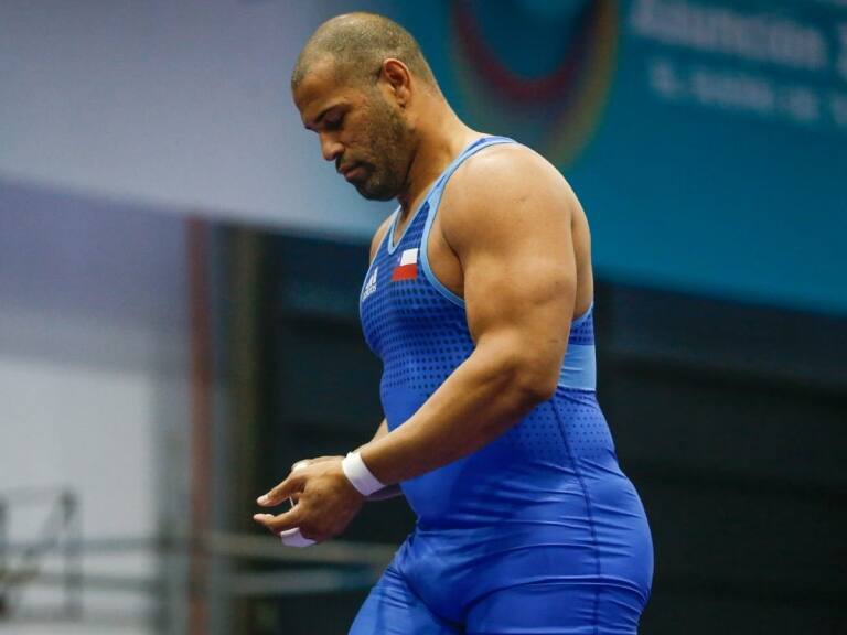 Yasmani Acosta obtiene medalla de bronce en el Panamericano de Lucha: "Es bueno para ver detalles técnicos a mejorar para Santiago 2023"
