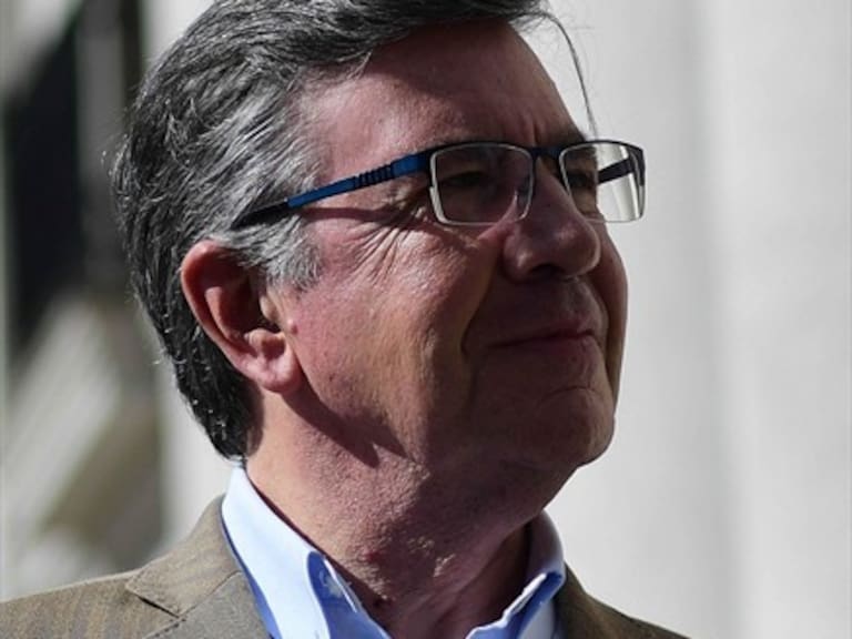 Joaquín Lavín aclara supuesto intento de secuestro en Colegio Cumbres