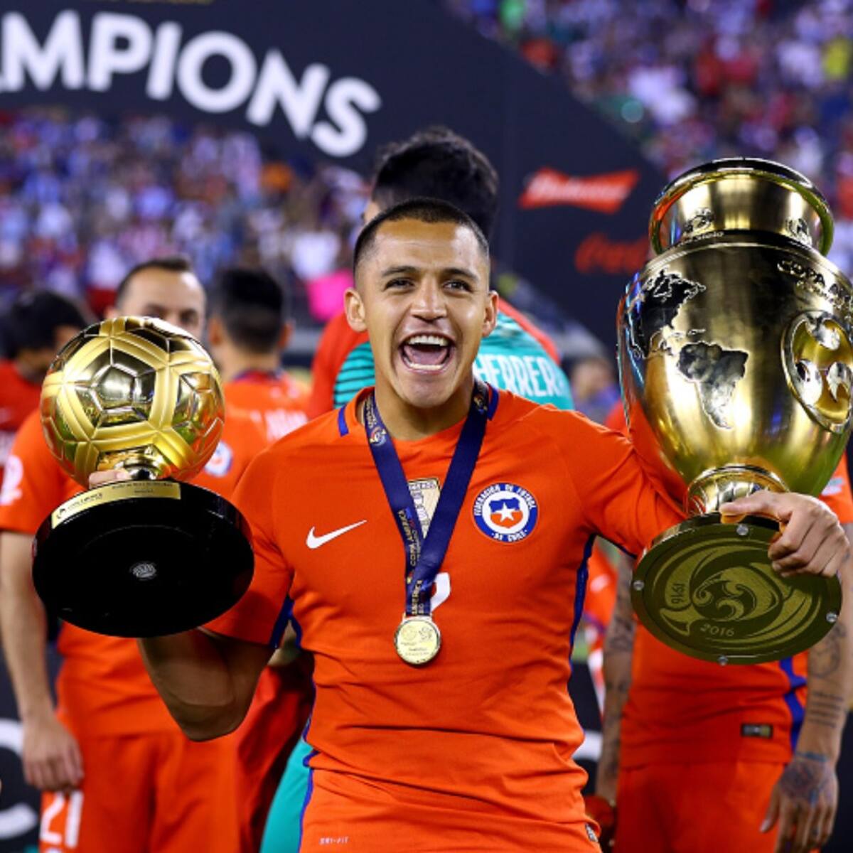 Exdelantero de la selección argentina compara su mejor versión con la de Alexis Sánchez: “Lo pondría al mismo lugar”