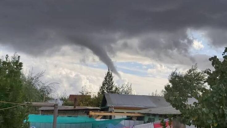 Meteorología emite aviso por probabilidad de nubes que “dan vida a tornados” en el sur de Chile
