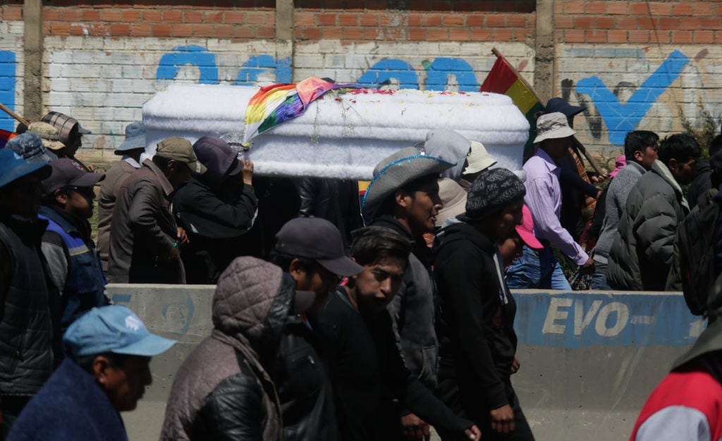 Funeral en La Paz de una víctima de la represión durante la crisis de 2019