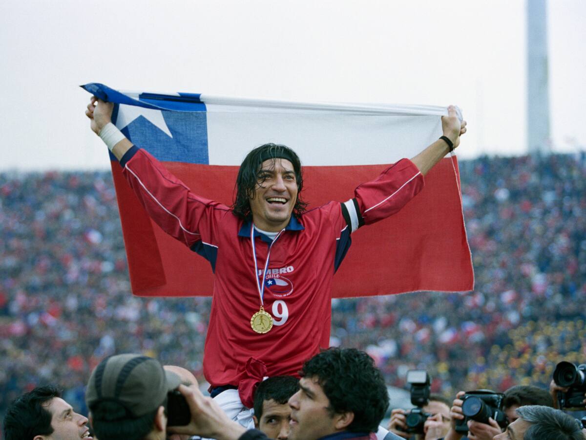 ¡Ya son 57, Bam Bam! Los saludos del “planeta fútbol” a Iván Zamorano en su cumpleaños
