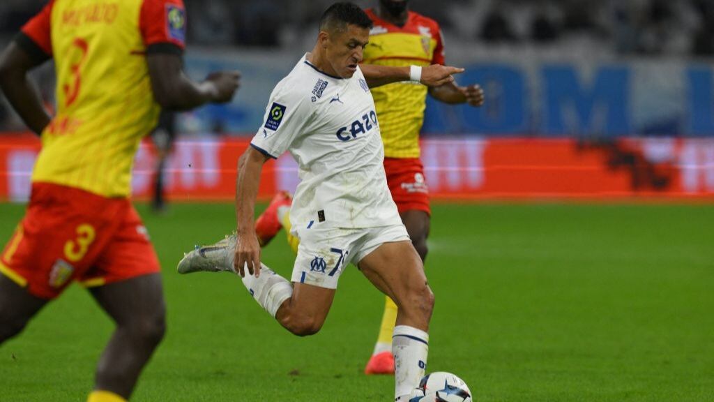 Alexis Sánchez no pudo marcar diferencias en la derrota del Olympique Marsella ante Lens