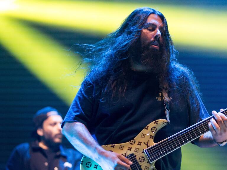 Stephen Carpenter de Deftones tuvo que pedir disculpas tras declararse anti-vacunas: «No quería molestar a nadie»