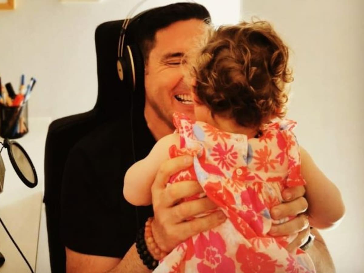 Pancho Saavedra y su primer año como papá: “No hay nada más importante en la vida”