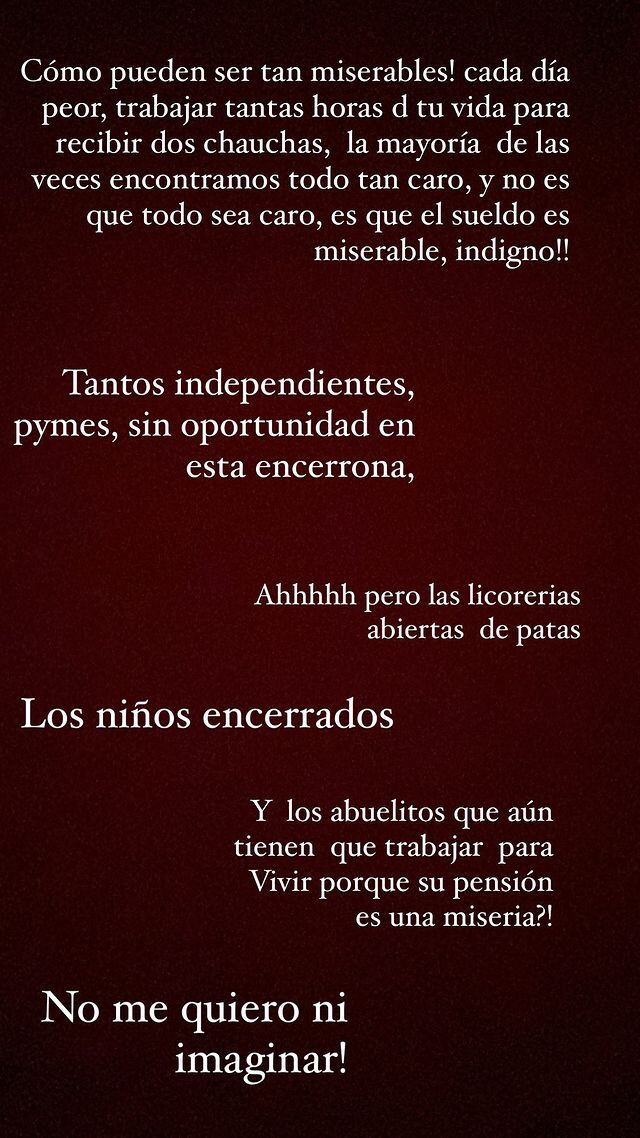 Instagram: @rociotoscanoactriz