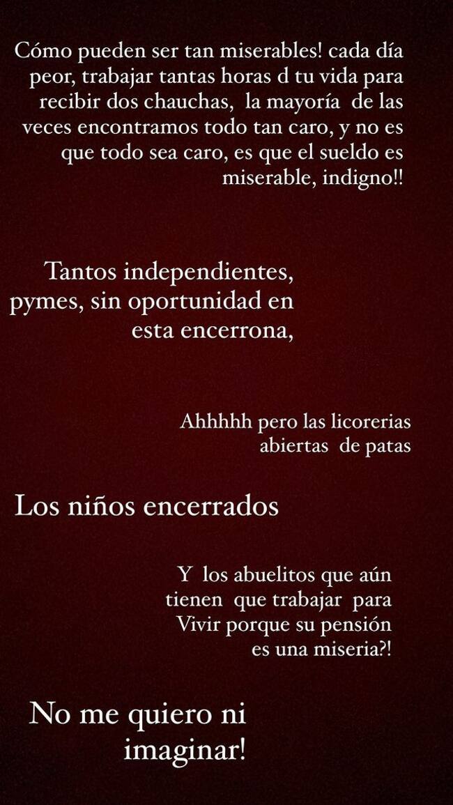 Instagram: @rociotoscanoactriz