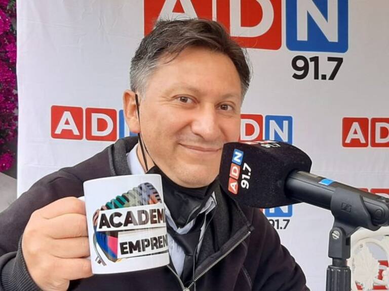 Conductor del programa “Academia de Emprendedores”, de Radio ADN, es nominado a importante premio latinoamericano de Educación