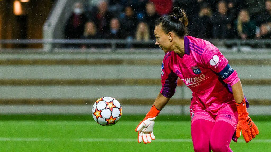 Christiane Endler conservó su arco invicto por segundo duelo seguido en la Champions League Femenina