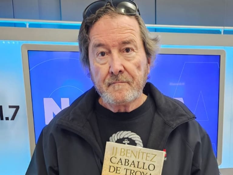 J. J. Benítez: «Jesús es el mayor extraterrestre, no es de la tierra»