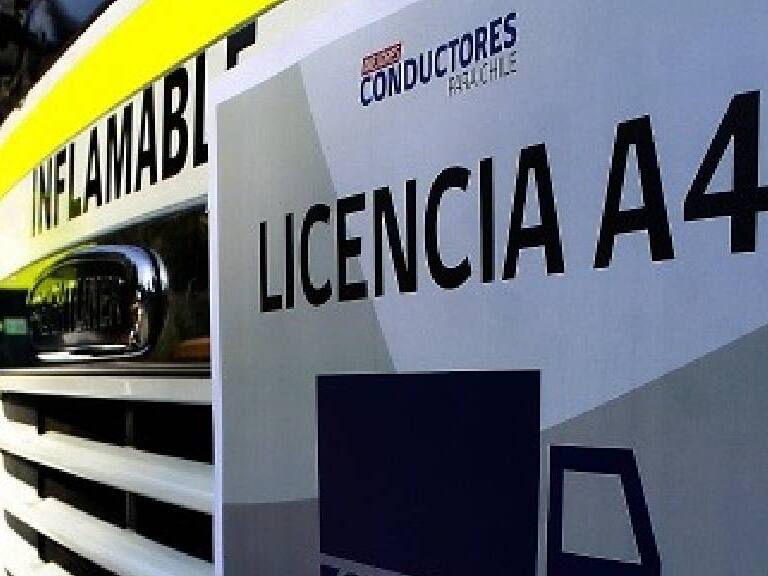 Cámara Baja envía al Senado proyecto que extiende la renovación de licencias de conducir