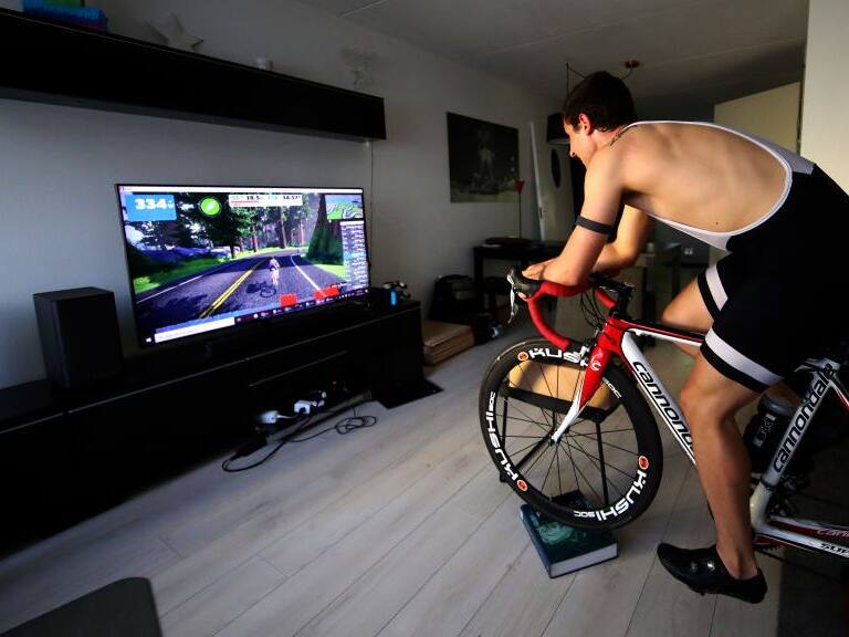 Entrenamiento en casa: La tendencia fitness que han adoptado los chilenos tras la pandemia