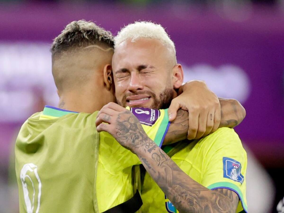 Medio brasileño consultó a sus seguidores dónde debía ir bordada la sexta estrella mundial antes del partido con Croacia
