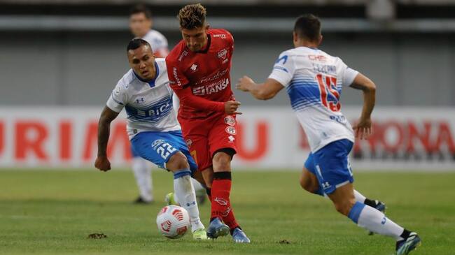 28 de Marzo del 2021/CHILLANMathias Pinto ,durante el partido valido por la Primera fecha del Campeonato Nacional AFP PlanVital 2021, entre ublense vs Universidad Catolica, disputado en el Estadio Nelson Oyarzun Arenas.
FOTO:JAVIER VERGARA/AGENCIA UNO