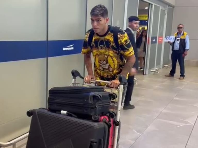 Carlos Palacios viaja a Argentina para sumarse a la pretemporada de Colo Colo