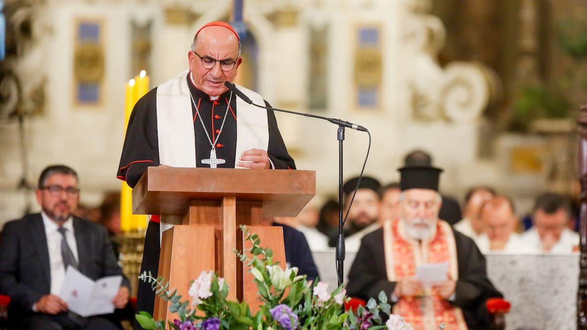 El llamado del cardenal Chomali a proteger la democracia en oración por inicio del gobierno de Kast: “Se gana a gotas, pero se pierde a litros”