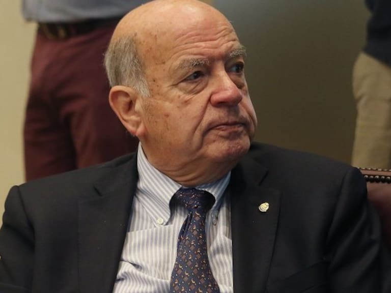 Senador Insulza por expresidentes en comisión de expertos: “No debieran ser figuras políticas de primer nivel”