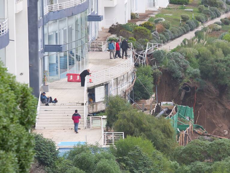 Ofician a municipios y servicios por proyectos abandonados en campo dunar de Viña del Mar y Concón