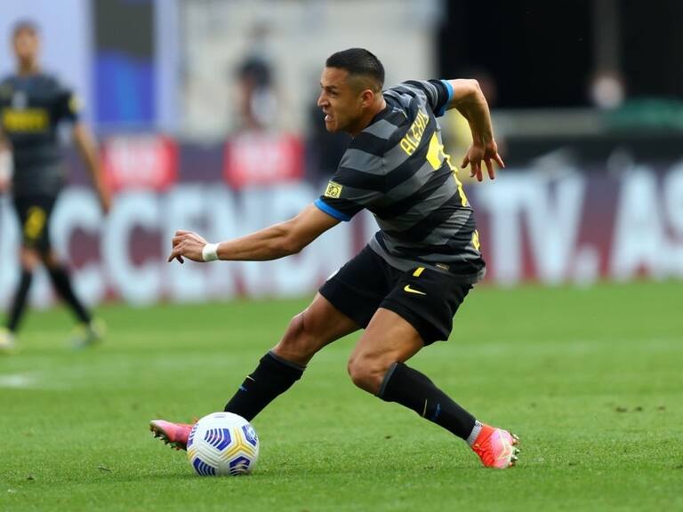 Inter buscaría la salida de Alexis Sánchez para fichar a delantero colombiano