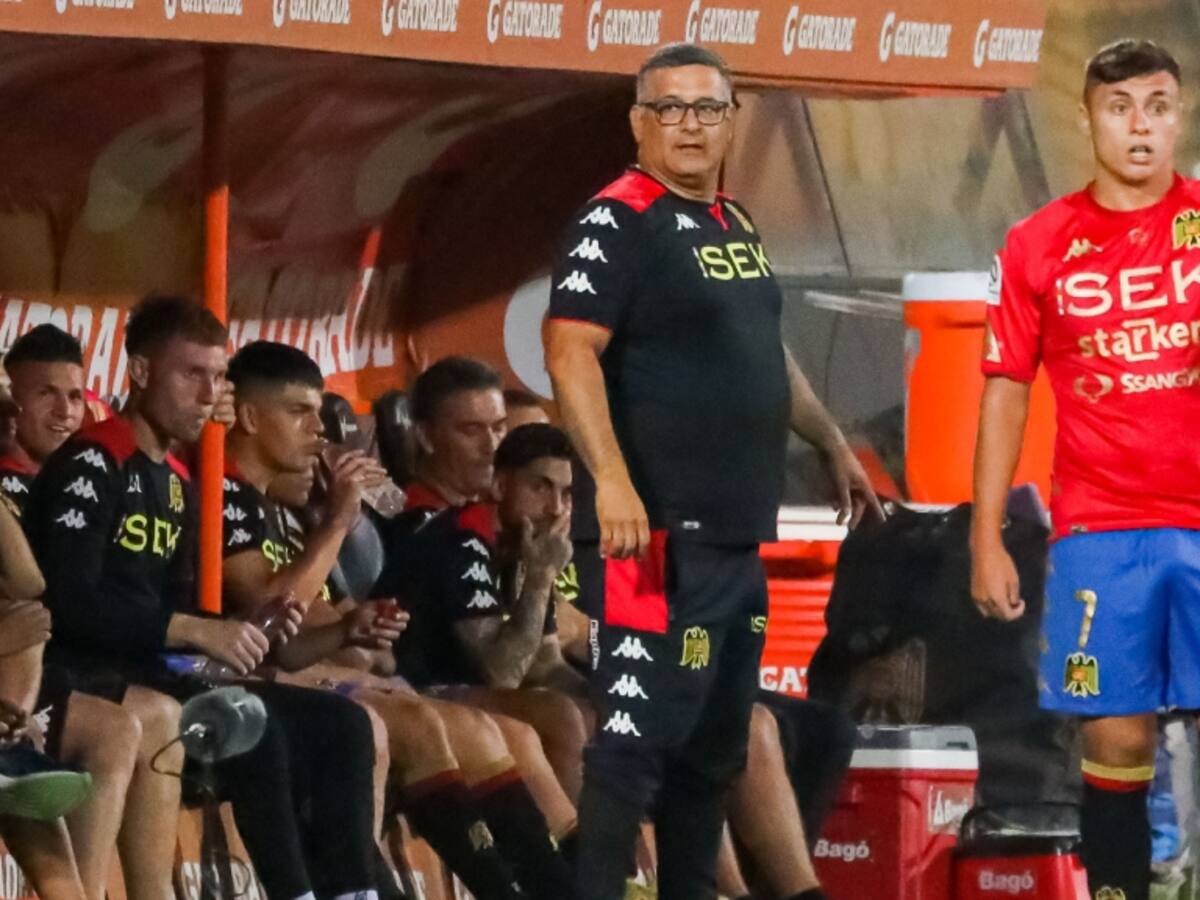 Ronald Fuentes afronta el clásico ante la UC: «Estamos mejor que hace dos semanas y queremos seguir creciendo»
