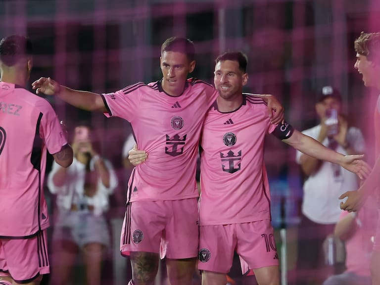 “Si Colo Colo llama, encantado de escucharlos... El mercado chileno seduce”