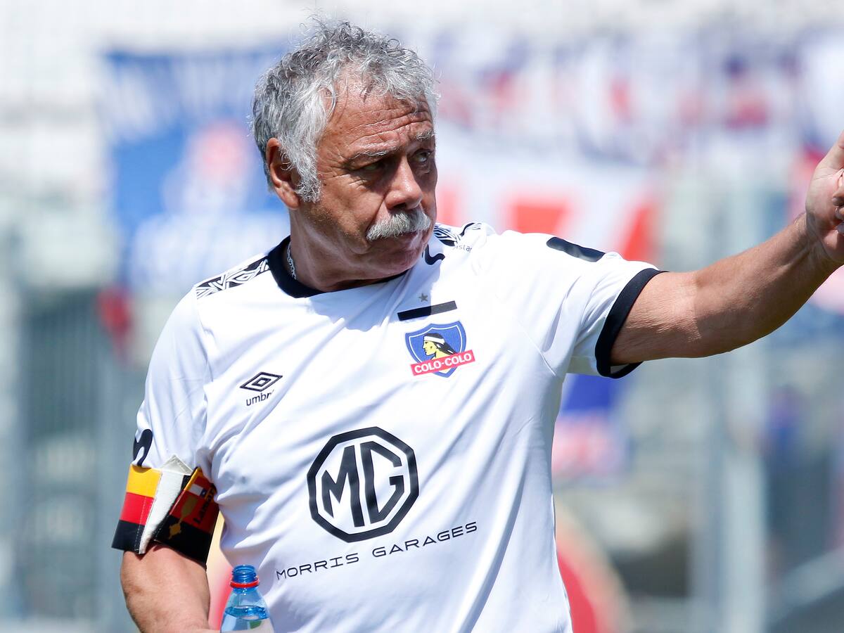 Carlos Caszely y su petición para Arturo Vidal: “Si ama a Colo Colo, que cierre los ojos y firme”