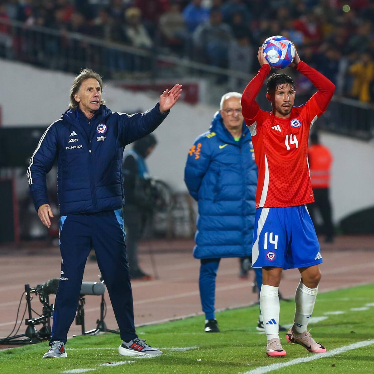 “Chile podría sufrir un sacudón en el banquillo”: Así miran en Colombia el momento de La Roja previo al duelo por las Eliminatorias