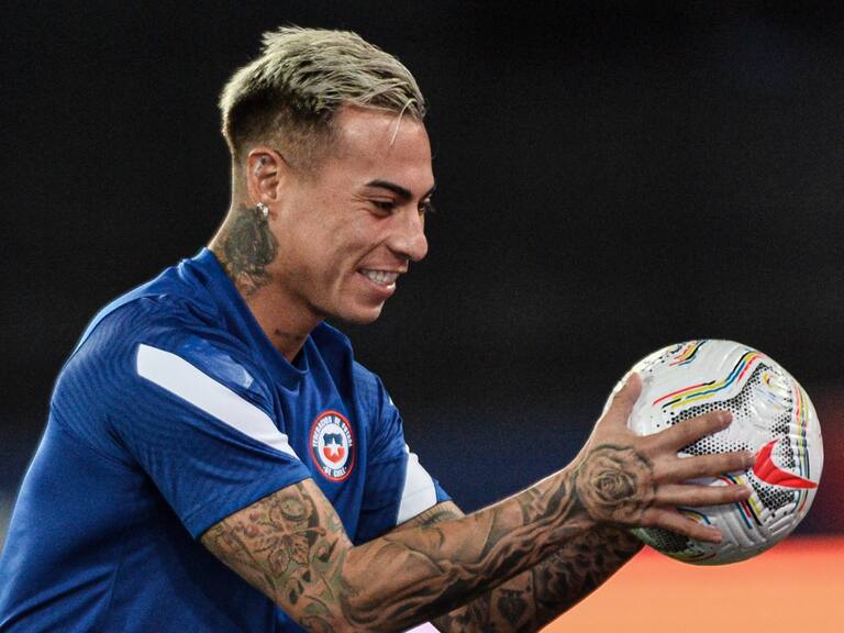 Incursionando en un nuevo rubro: Eduardo Vargas mostró en redes sociales su línea de ropa