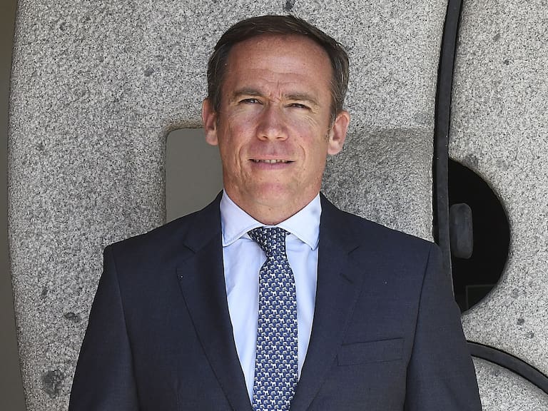 12 de Marzo de 2019 / VALPARAISOEl diputado Jorge Alessandri UDI en los pasillos de la cámara de diputados en el congreso nacional.
FOTO : PABLO OVALLE ISASMENDI / AGENCIAUNO