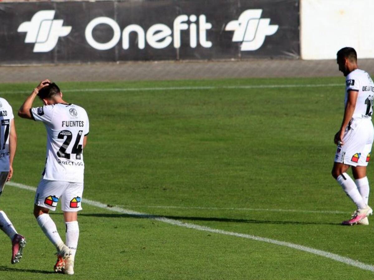 RESUMEN | Colo-Colo cayó por 0-2 ante Deportes La Serena y se hunde en el fondo