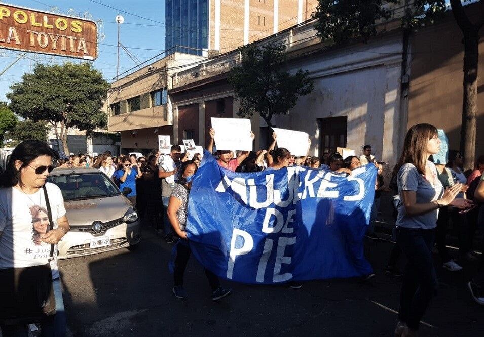 Protesta por el femicidio de Brenda Micaela Gordillo en Catamarca