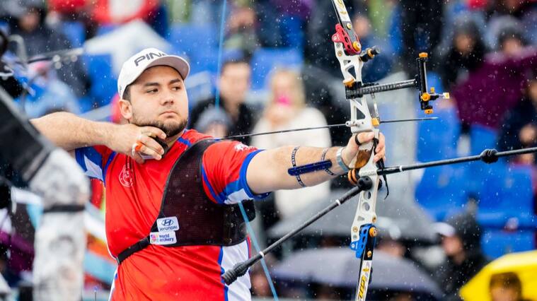 Ricardo Soto apunta a dar pelea por equipos en el tiro con arco de Santiago 2023: "Tengo muchas expectativas, somos arqueros que disparamos bien"