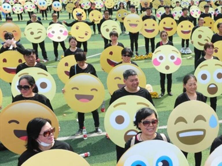 Australianos podrán usar emojis en las patentes de su autos