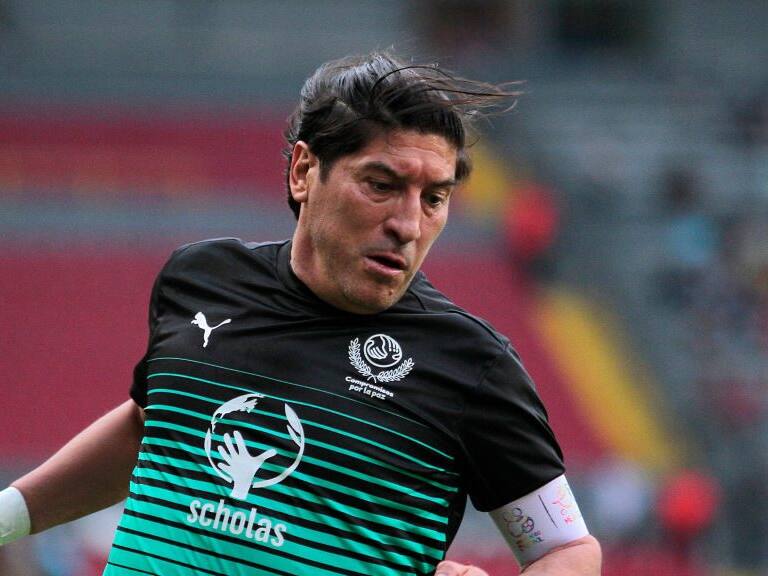 Iván Zamorano y el Mundial de Lionel Messi: «Puede sentarse en la mesa de Pelé, de Maradona»