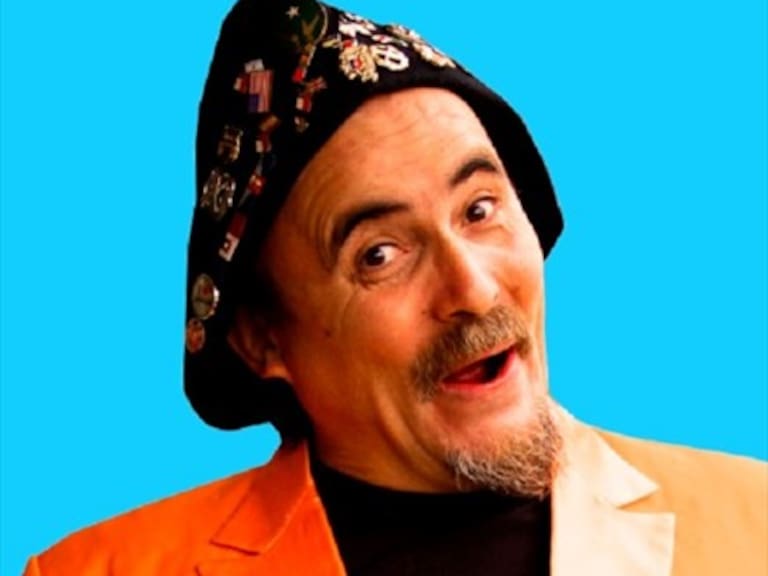 «El Flaco» de Dinamita Show ayudó a manifestantes en Plaza Italia