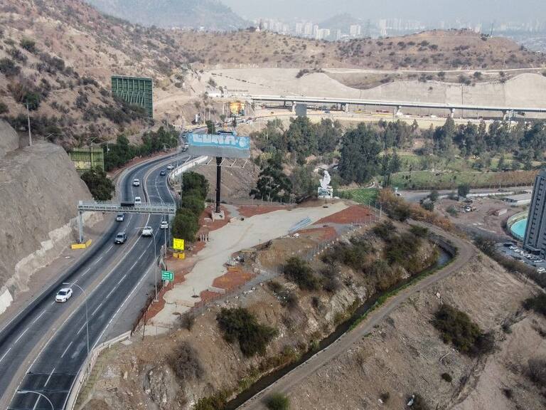 Huechuraba advierte que la Autopista Vespucio Oriente no podrá cobrar TAG en sector de La Pirámide