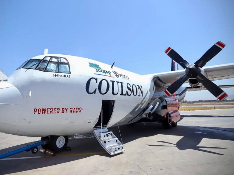 avión Hércules C-130 para combatir incendios