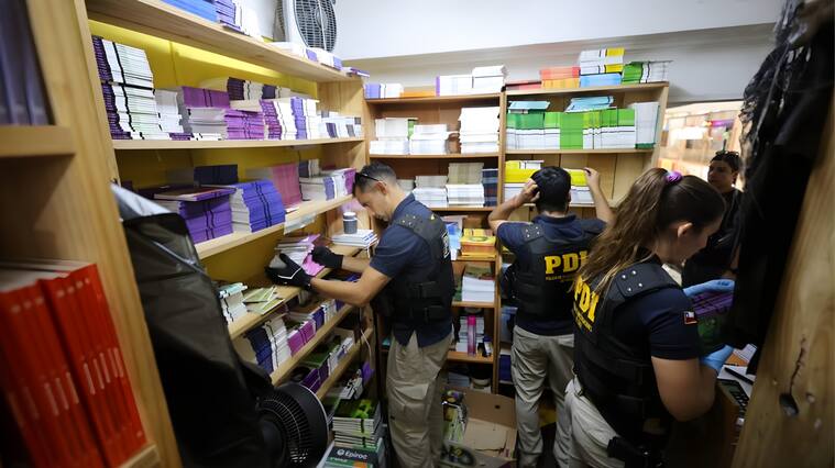 PDI decomisa más de 37 mil libros falsificados