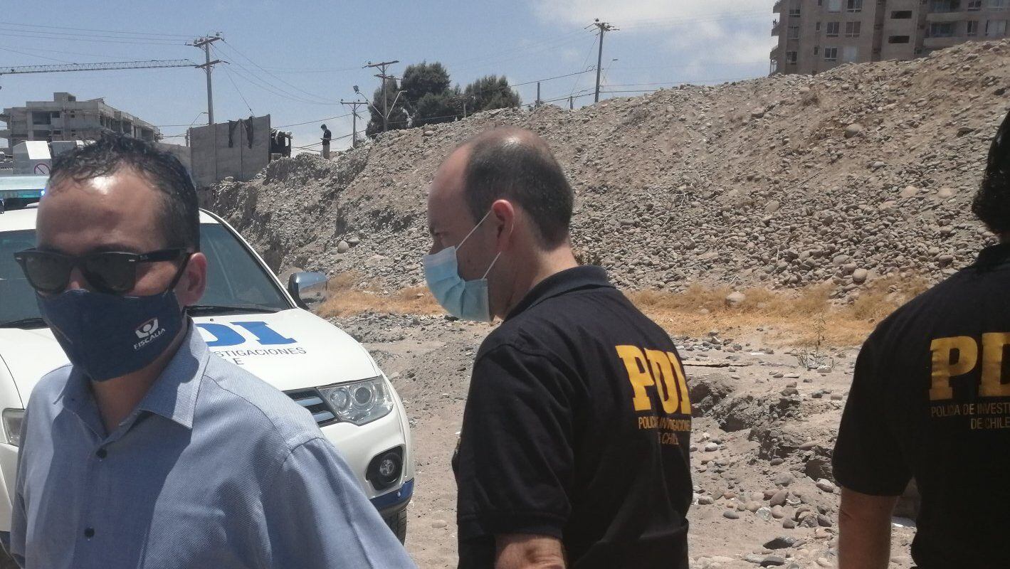Fiscalía PDI cuerpo calcinado Arica río