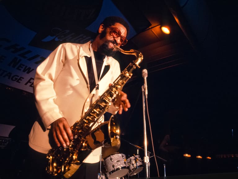 Confirman muerte de leyenda de la música a los 95 años: fue conocido como el “coloso del saxofón”
