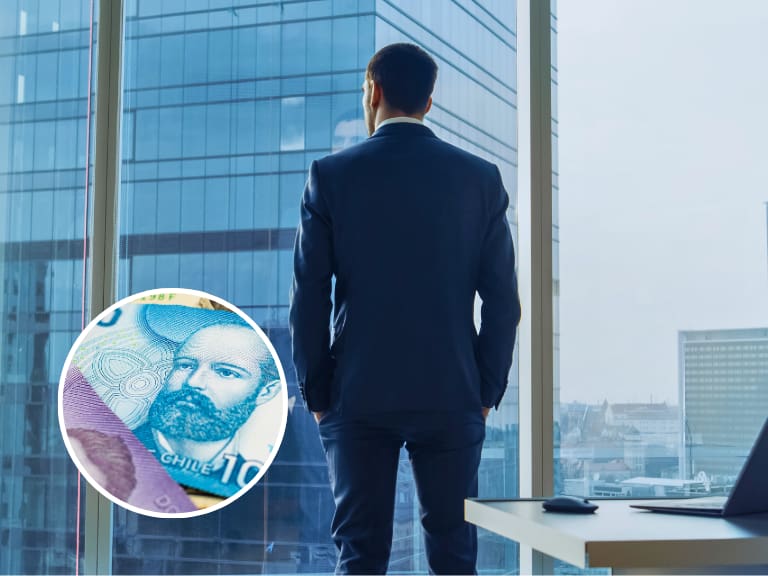 ¿Cuánto ganan los gerentes en Chile? Estos son los millonarios sueldos promedio por sector