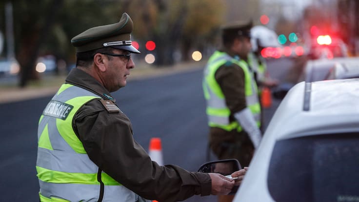 Restricción vehicular en Chile 2026: qué vehículos no pueden circular hoy martes 12 de mayo en Santiago