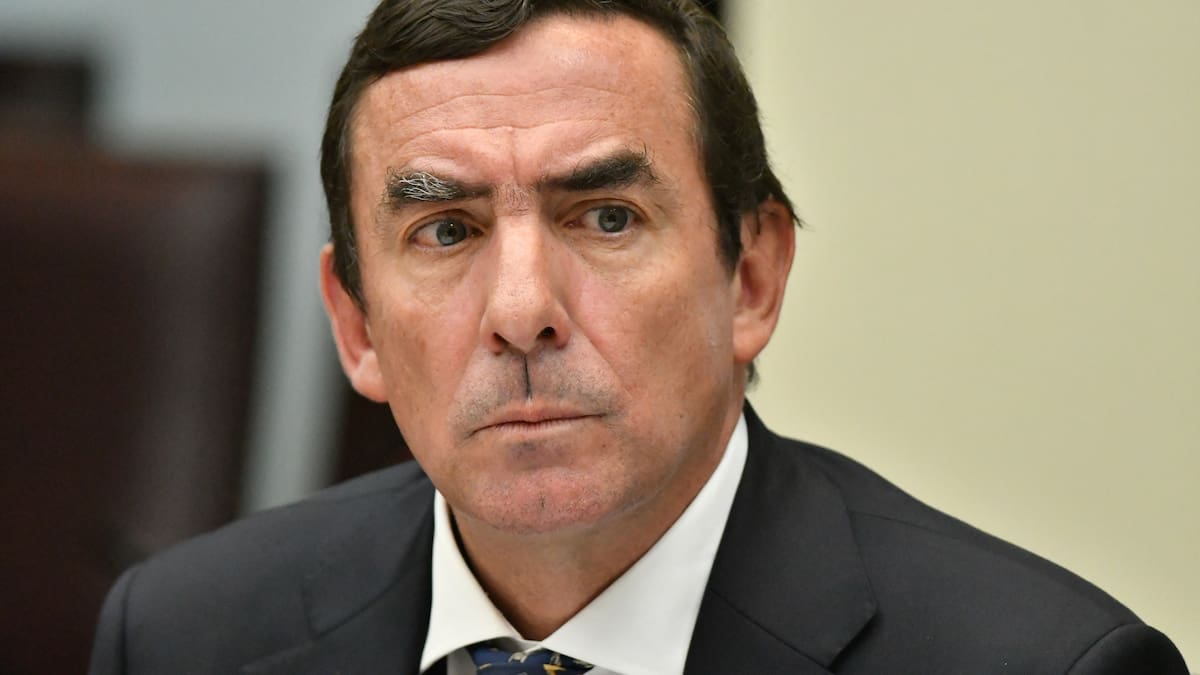Ministro Rabat ante posible AC por rebajas de condenas: “¿Por cumplir la Constitución y la ley? No tiene asidero”