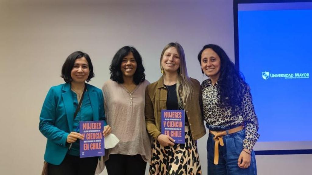 libro Mujeres y Ciencia en Chile Relatos autobiográficos de investigadoras del siglo XXI