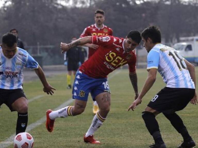 Unión Española sacó la tarea adelante ante Magallanes en el Santa Laura y se metió en los cuartos de final de la Copa Chile