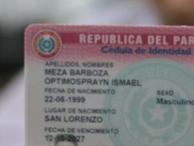 Joven contó por qué sus padres decidieron llamarlo Optimosprayn