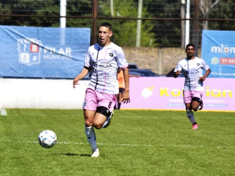 La nueva “joya” de Universidad Católica: esta es la joven promesa argentina que buscará sumar éxitos en Chile