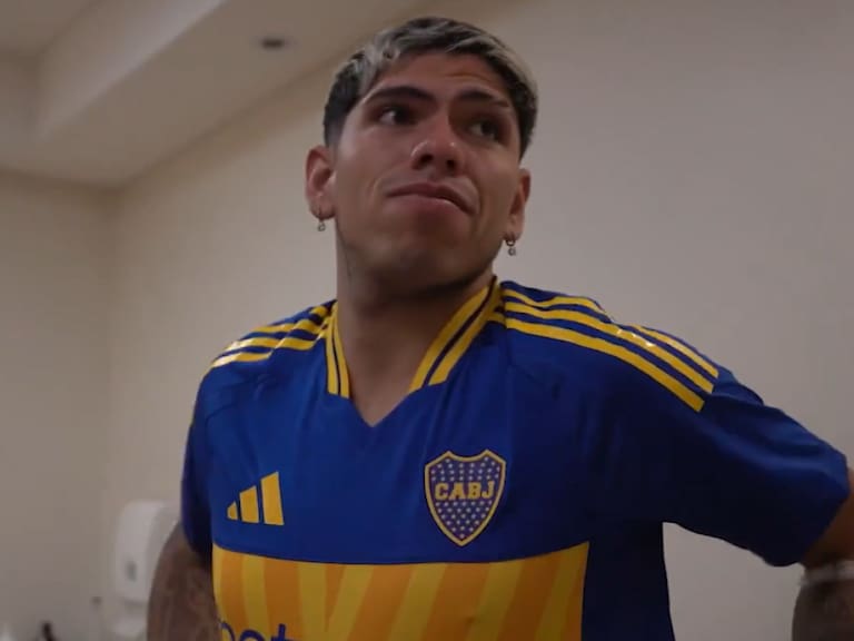 Inicio complicado: Carlos Palacios sufrió molestia muscular en el entrenamiento de Boca Juniors