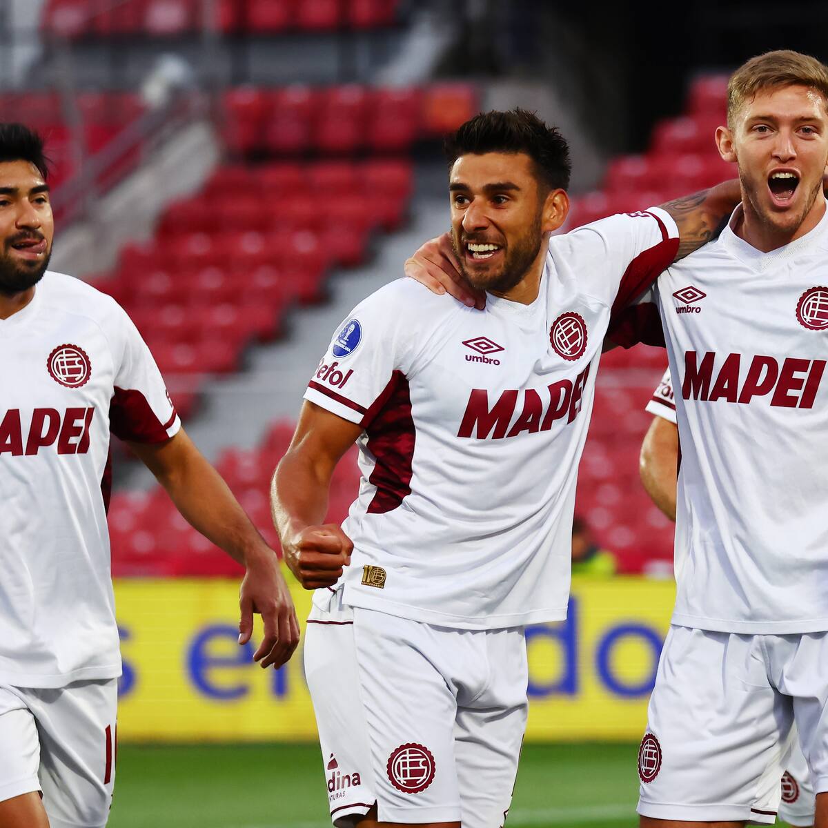 “En casa va a ser totalmente diferente”: figura de Lanús apunta a otra fórmula para la revancha con la U en Copa Sudamericana
